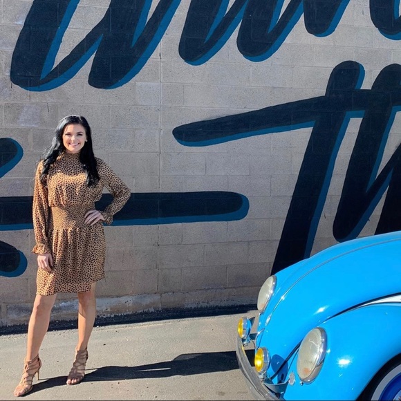 Meet your Posher, Trina - Picture 5 of 8